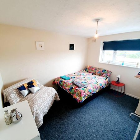 Rayleigh Town Centre 3 Bedroom Apartment Exteriör bild