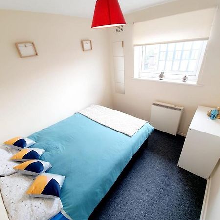 Rayleigh Town Centre 3 Bedroom Apartment Exteriör bild
